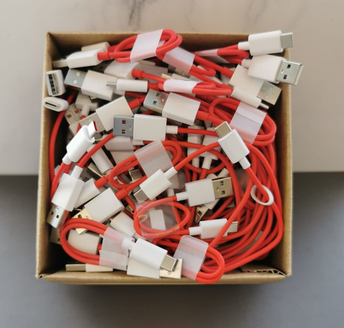Lotto 100 lavoro oneplus usb - 100,